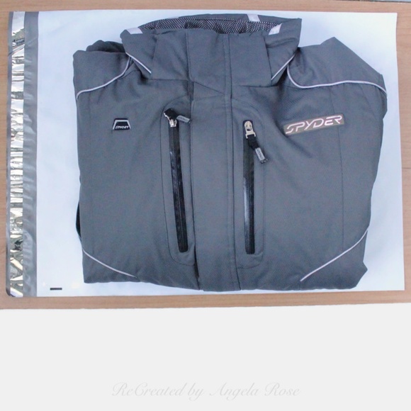 25 19 x 24 Poly Mailers - White - Picture 4 of 4